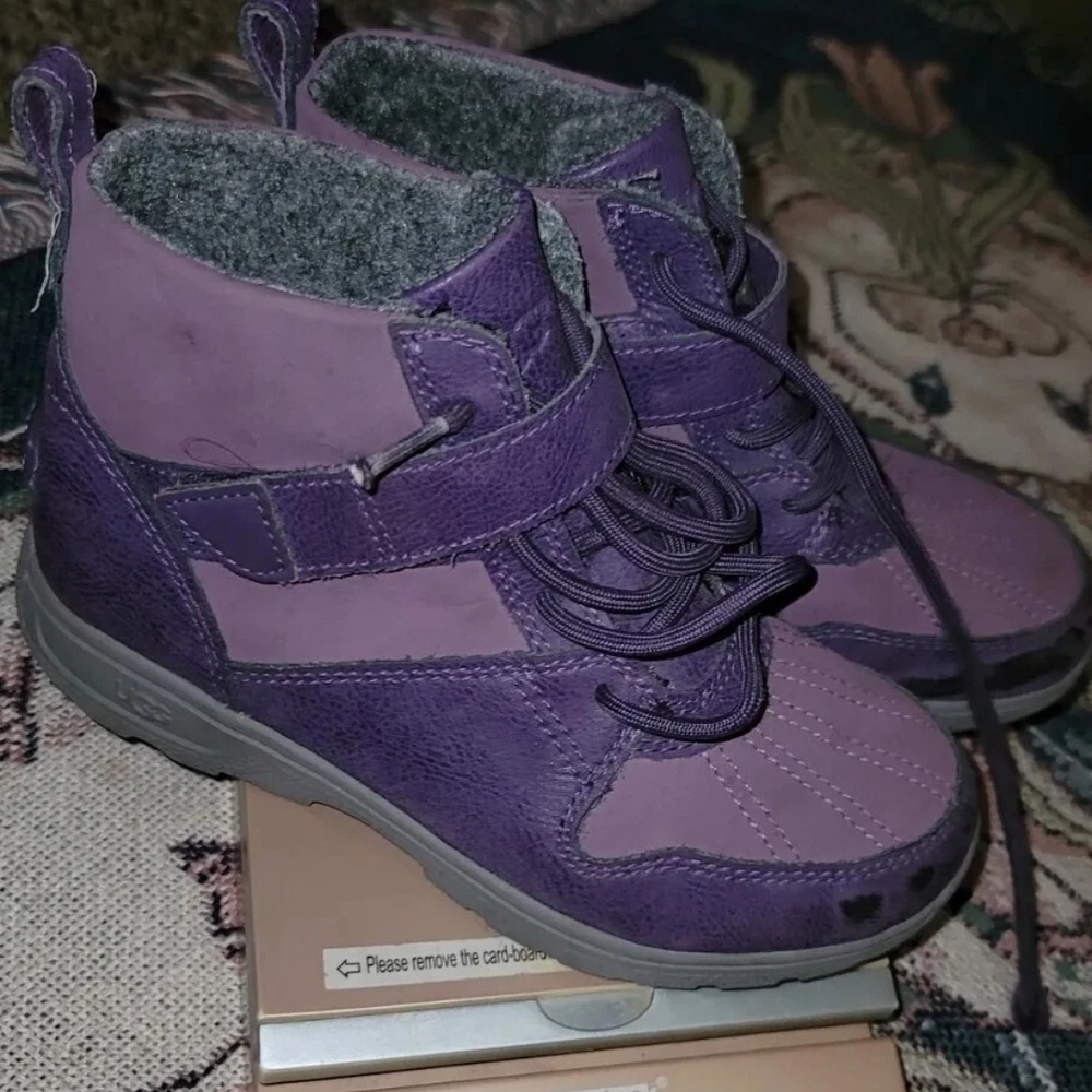 Ugg Purple Girl's High-Top Sneakers Booties Water Proof